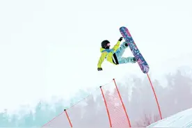 亚布力进行两项雪上项目测试赛图片