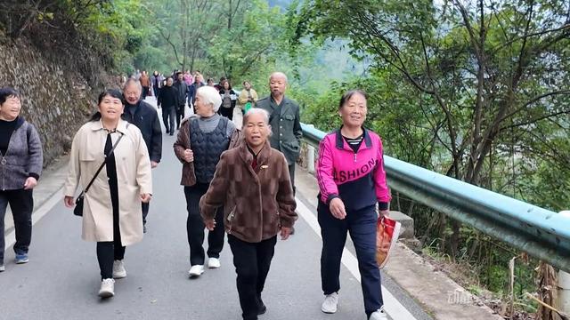 重阳节来临之际 贵州多地开展丰富多彩活动迎重阳节