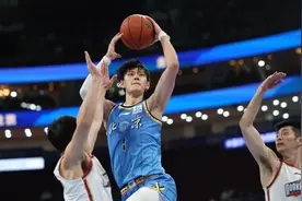 北汽输了33分，五棵松响起下课声……曾凡博说对不起现场1万人图片