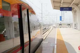 渝昆高铁川渝段今日正式通车，未来成都至昆明将缩短至3小时左右图片