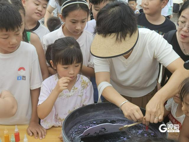 青岛举行“畅游青岛 文明相伴”文明游园会