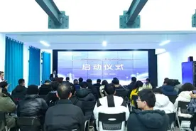 自治区科技突围工程“储能与新型电力系统”领域——霍林郭勒市工业园区绿色供电多元储能协同控制系统研发…图片