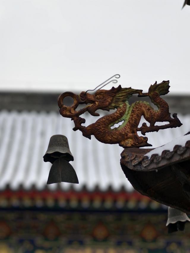 雪后白塔寺，尽显悠远的禅意