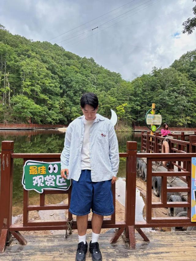 云端有座彩虹桥！嵩县白云山这条 “多巴胺天桥”，谁走谁心动！