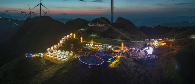 贵州金沙：双节期间文旅市场“热”力十足 安全祥和“游”刃有余