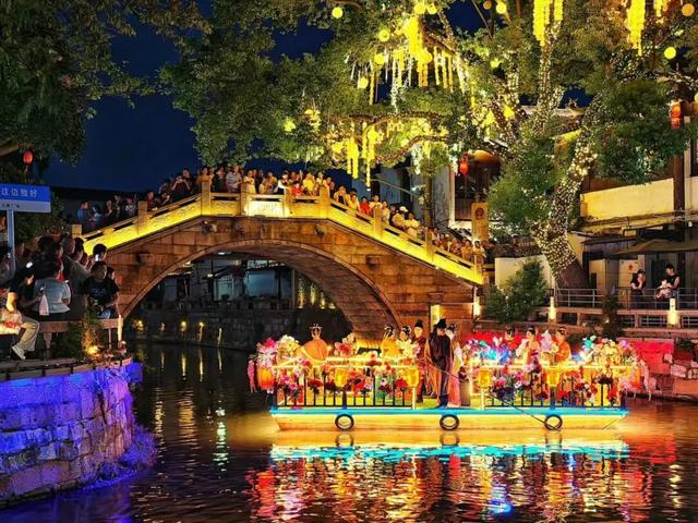 金山人宣布！这条宝藏线路将是“上海旅超”秋冬名场面!