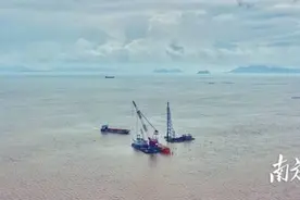 四年半建成跨海通道，黄茅海上发生了什么？图片