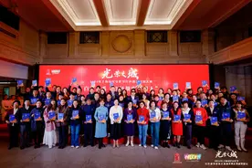 在红色场馆讲红色故事，上海市历史博物馆迎来市民“传讲人”图片