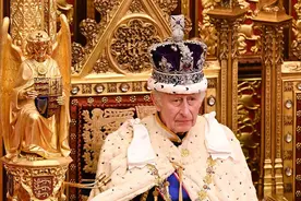 英媒：加拿大一城镇当选“议会”成员拒绝宣誓效忠英国王，致“议会”陷入僵局图片