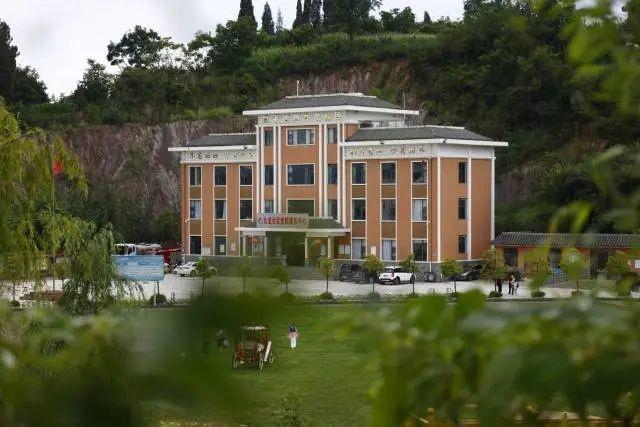【珠江源头 旅居曲靖】沾益区：西平街道九龙山涧开门营业 康养旅居开启清凉之旅