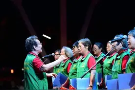 80岁也能学唱歌，还能举办“演唱会”！丨文明实践在闵行图片