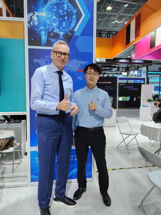 无锡高新区组团参加2025物博会产品与应用展