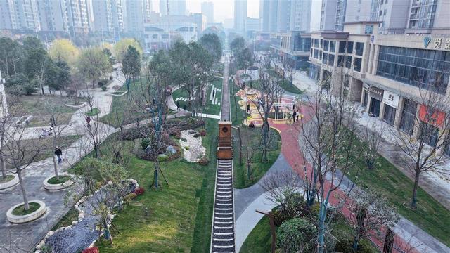 “锈带”蝶变“秀带”！襄阳首条线性工业文化公园开园