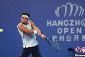 中国男网新星布云朝克特：TOP50是个坎 但我有信心图片