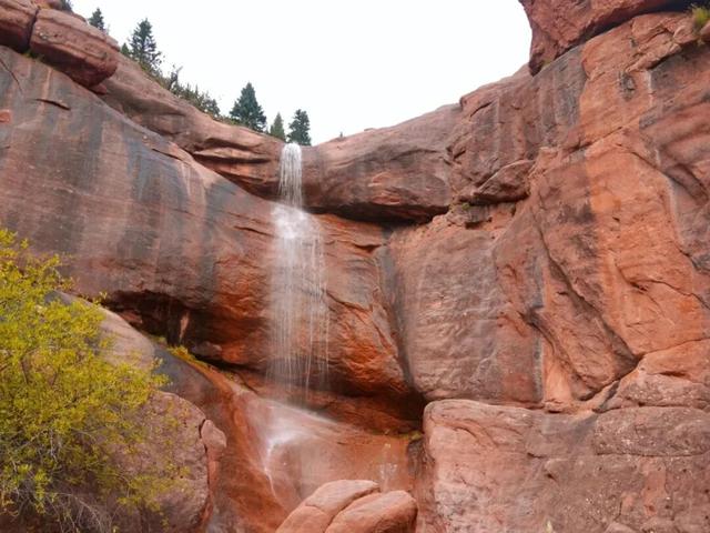 今天没有上班，也没有错过隐藏款新龙红山