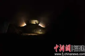 福建南平九峰隧道全线贯通图片