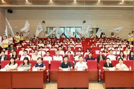 组建300余支突击队，仲恺农业工程学院助力“百千万工程”落地落实图片
