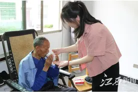 刘婷婷：孝老爱亲好儿媳图片
