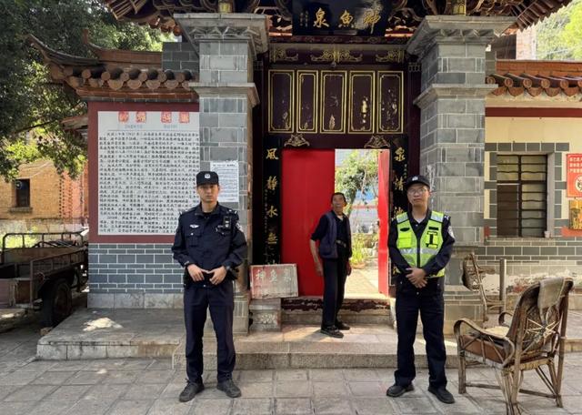 节日我在岗丨快来江川打卡“景中警”