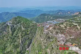 清明假期第二天，泰安市纳入统计的21家旅游景区（点）接待游客33.324万人次图片