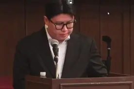 金秀贤嚎啕大哭道歉：我是懦夫图片