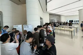 华为Pura 70系列正式开售 5499元起售图片