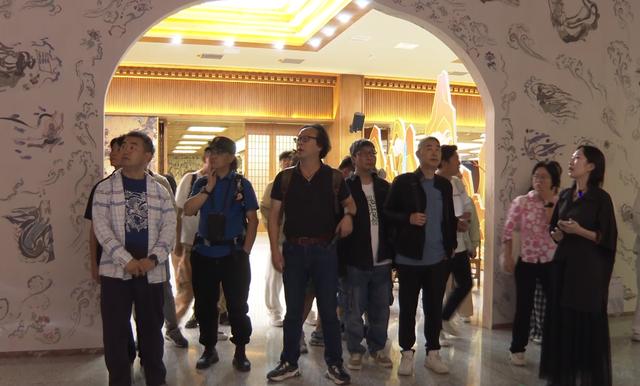 广东大湾区音乐人采风团走进敦煌 在千年文化中探寻音乐灵感