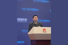国防部回应辽宁舰山东舰首次双航母编队演练图片