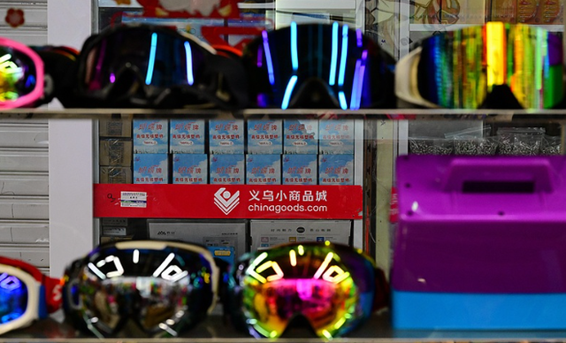 浙江多家滑雪场造雪工程开启，冰雪经济成消费新引擎！