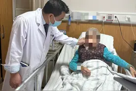 高龄婆婆骨折术后行动不便遭遇“透析难”，医生运用腹膜透析重塑肾病患者“生命线”图片