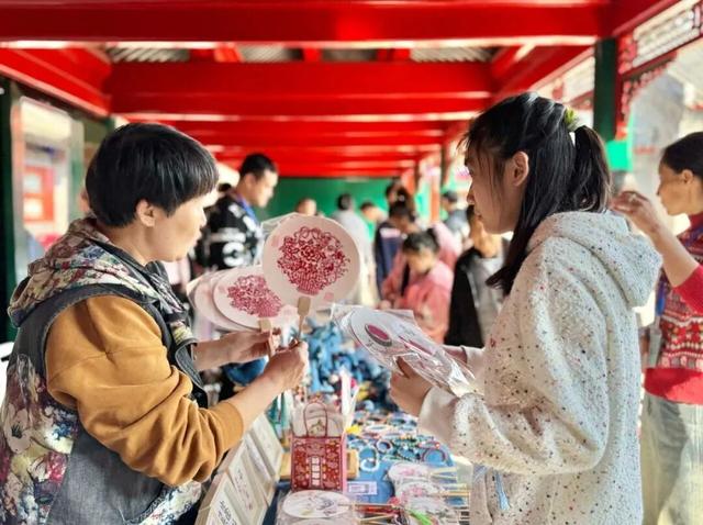 辽宁非遗进景区案例入选2025《非遗与旅游融合发展蓝皮书》优秀案例