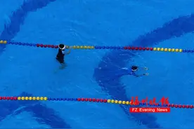 注意！千万别这样穿泳衣！真的很危险！图片