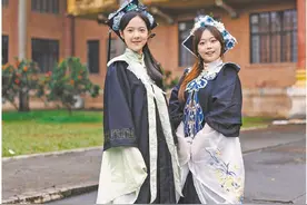 “新中式+学位服”出圈背后图片