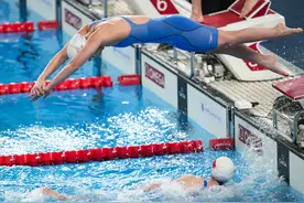 中国队男女4X100米自由泳接力夺冠并打破亚洲纪录图片