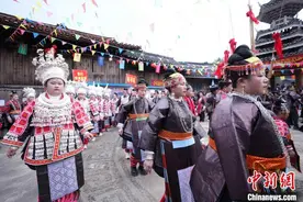(新春走基层）贵州榕江：苗族同胞载歌载舞欢度春节图片