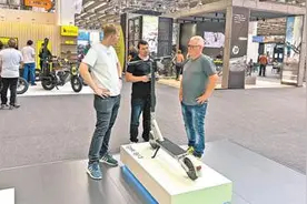 欧洲自行车展推介绿色出行新品图片