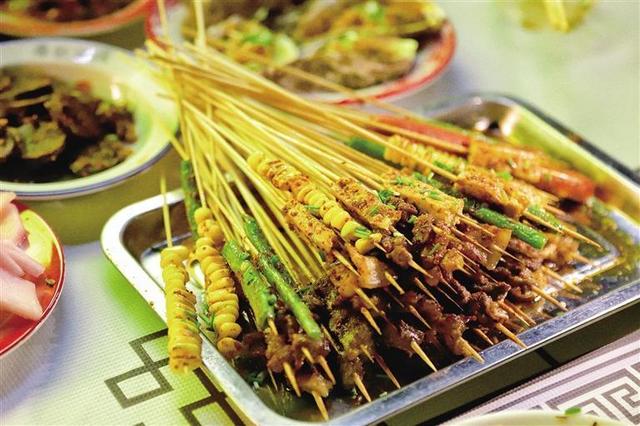 看完“湘超”冲夜宵！ 凤凰夜宵攻略请收好