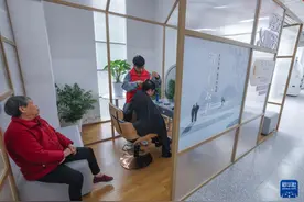 浙江金华：多功能“爱心卡”让养老变“享”老图片