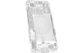 iPhone 16系列维修性大提升：iFixit拆解揭示三大关键变革图片
