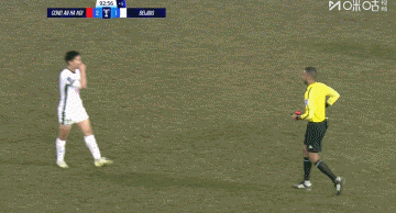 大规模冲突！王刚踢人+发生激烈肢体冲突，曹永竞恶劣动作染红