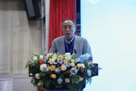 河南省殷商文化外译与传播研究中心在安阳工学院揭牌图片
