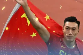 夺金瞬间｜田径——男子三级跳远朱亚明夺冠图片