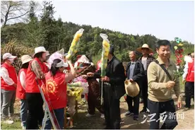 浮梁：新风代旧俗 清明更“清明”图片