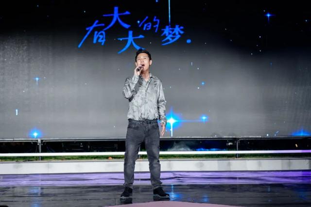 “相约滨海之夏”广场文化系列活动闭幕式暨“玉兰枝头听江南”江南民歌展演顺利举办