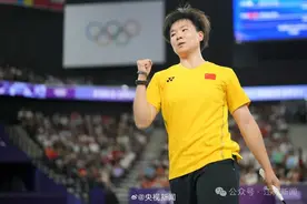 祝贺！江苏运动员何冰娇获羽毛球女单银牌！图片