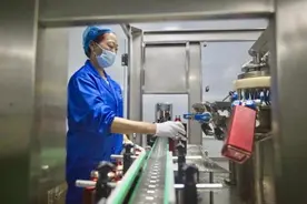 支持民营企业 工行向“深”向“新”发力图片