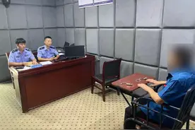 报警人找民警“主持公道”，结果一起被带走！图片