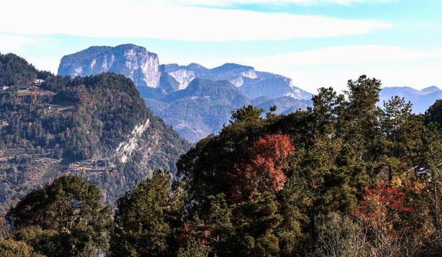 鹤峰邬阳 冬日桃源