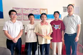 省优秀青年志愿者 “拉手”老区困境小伙伴图片