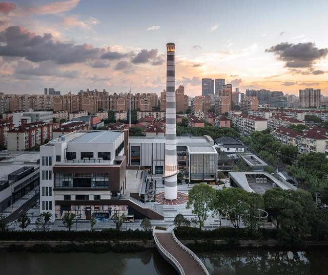 33米超高岩壁攀岩、6款精酿配吊炉烧烤，还有厂房Loft……